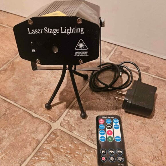 Mini Laser Stage Lighting with remote control - Picture 2 of 9